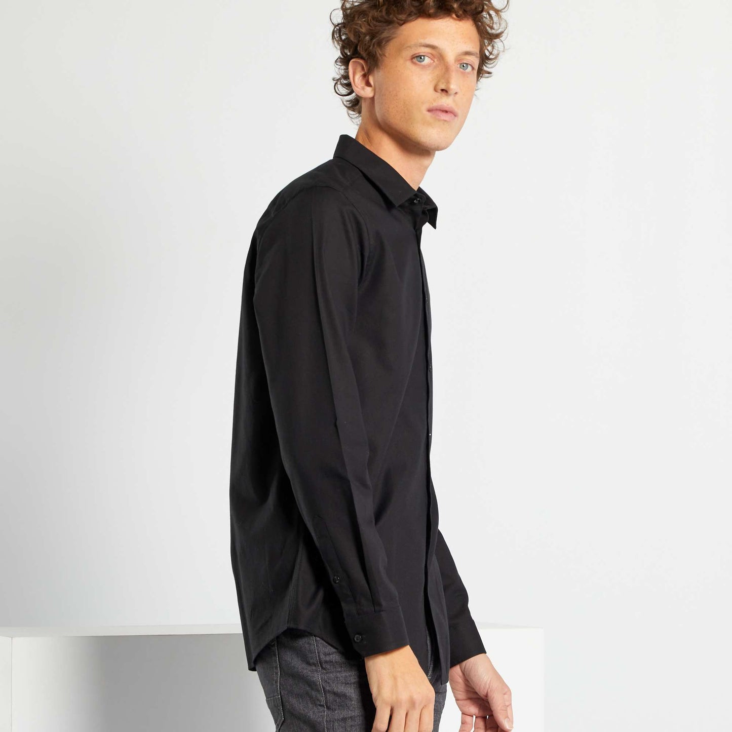 Chemise droite unie noir