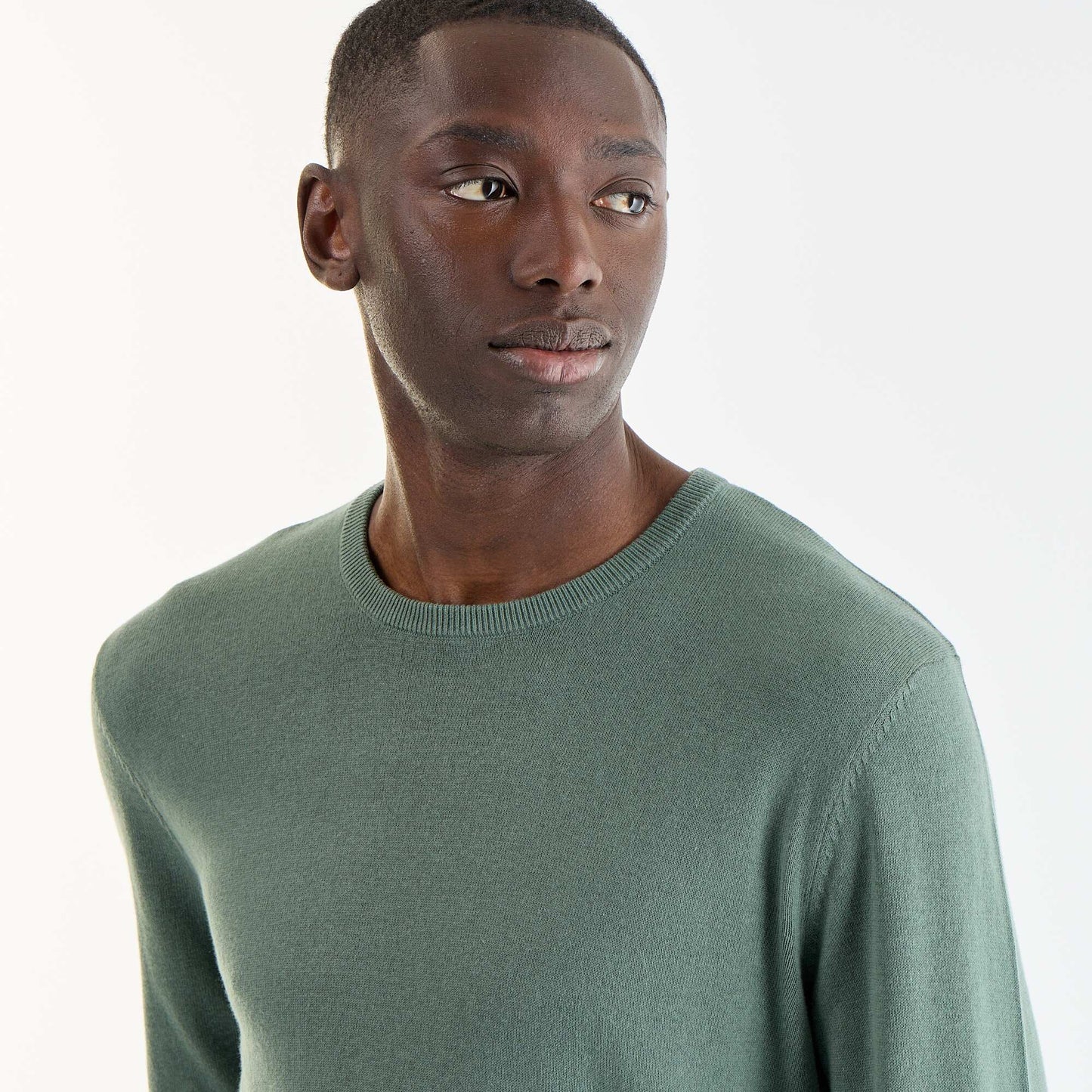 Pull uni à col rond VERT