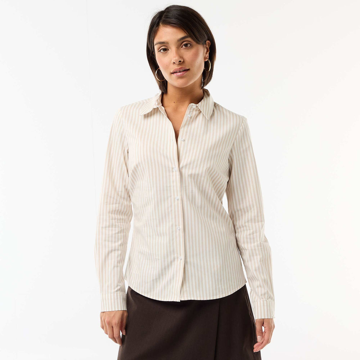 Chemise fittée col italien BEIGE