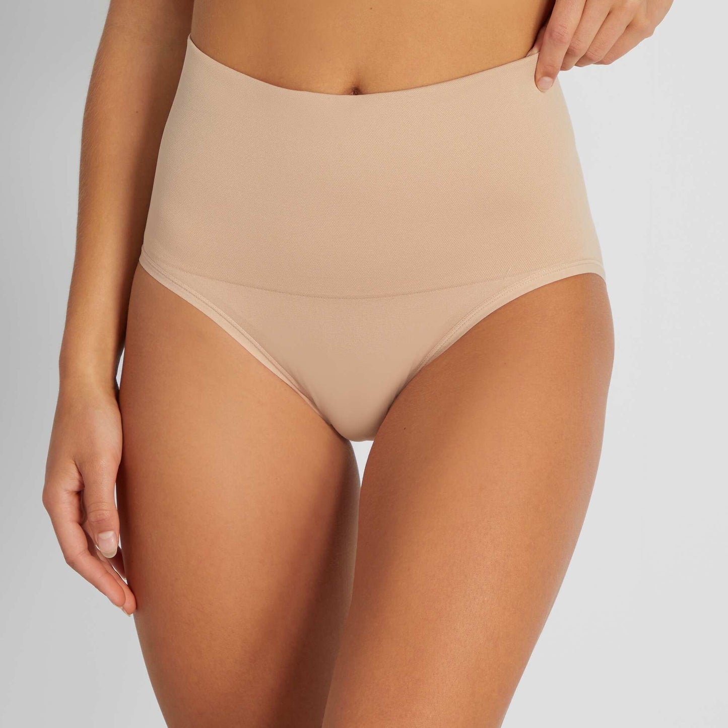 Culotte taille haute gainant Beige