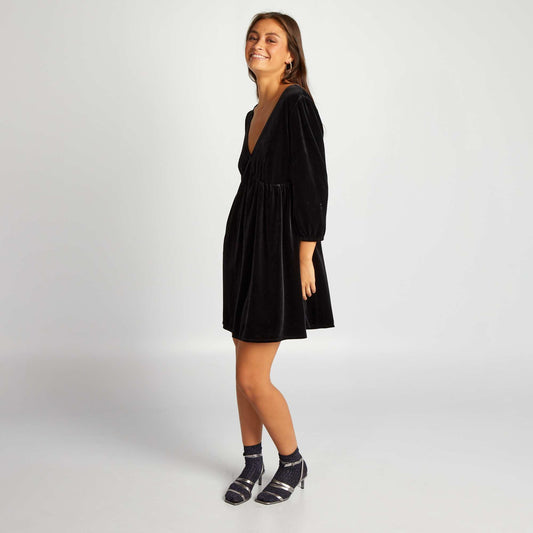 Robe courte en velours noir