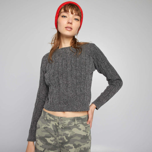 Pull crop top en maille torsadée Gris