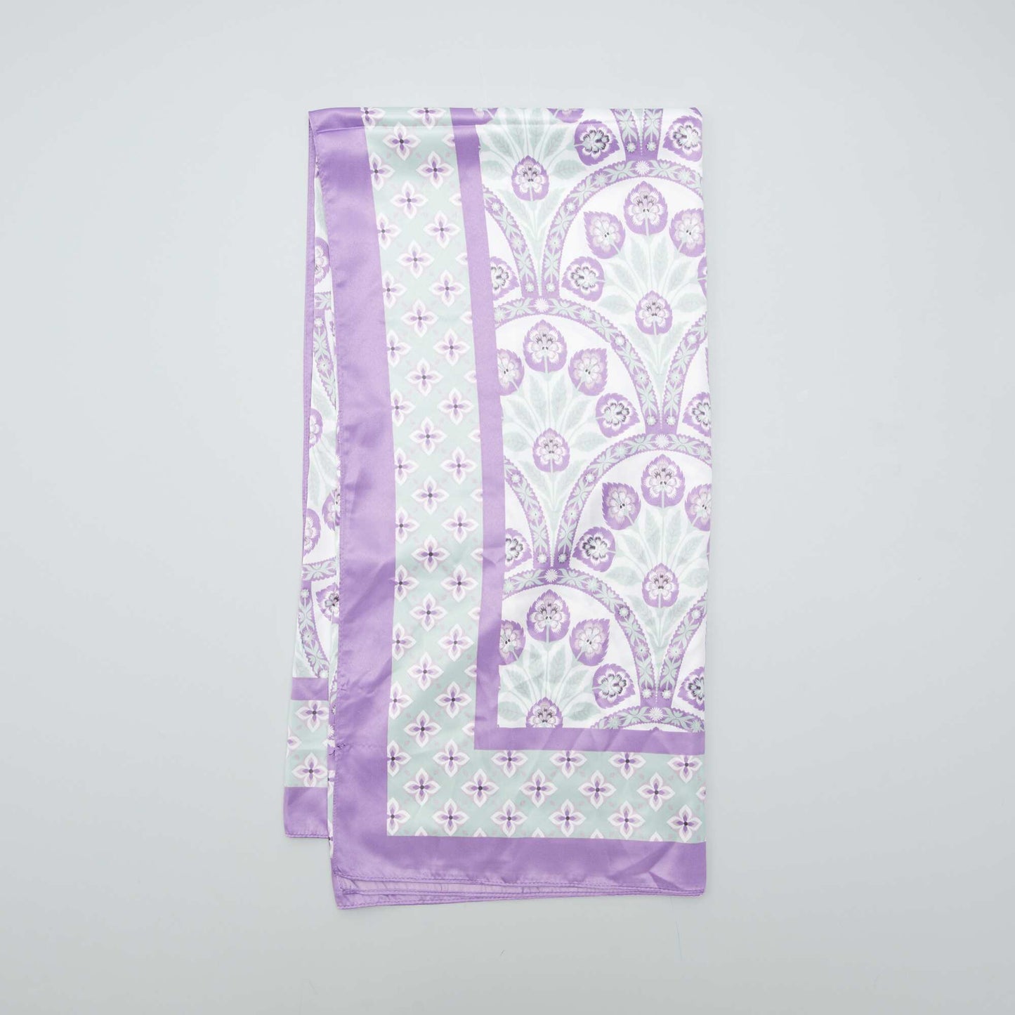 Grand foulard imprimé en satin Violet