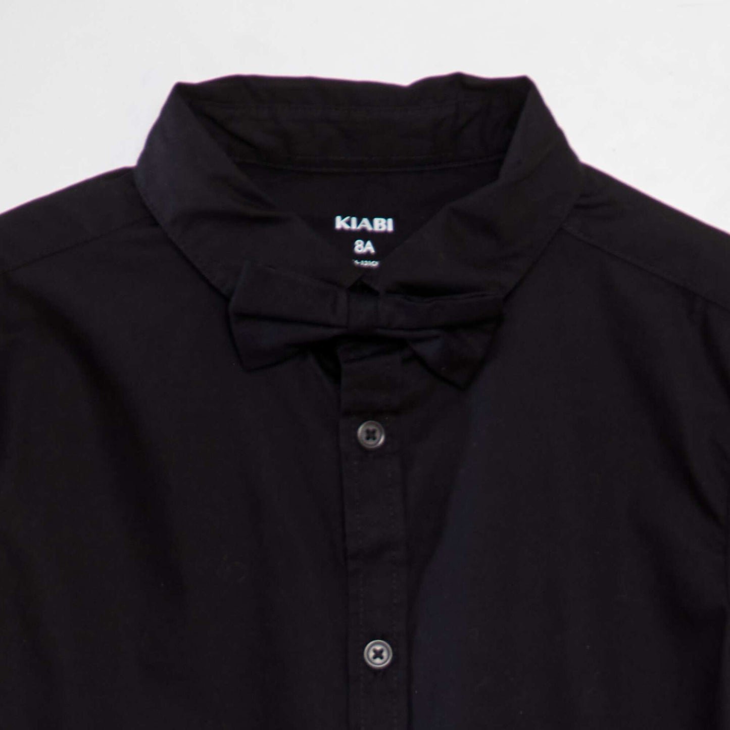 Chemise manches courtes + nœud papillon noir