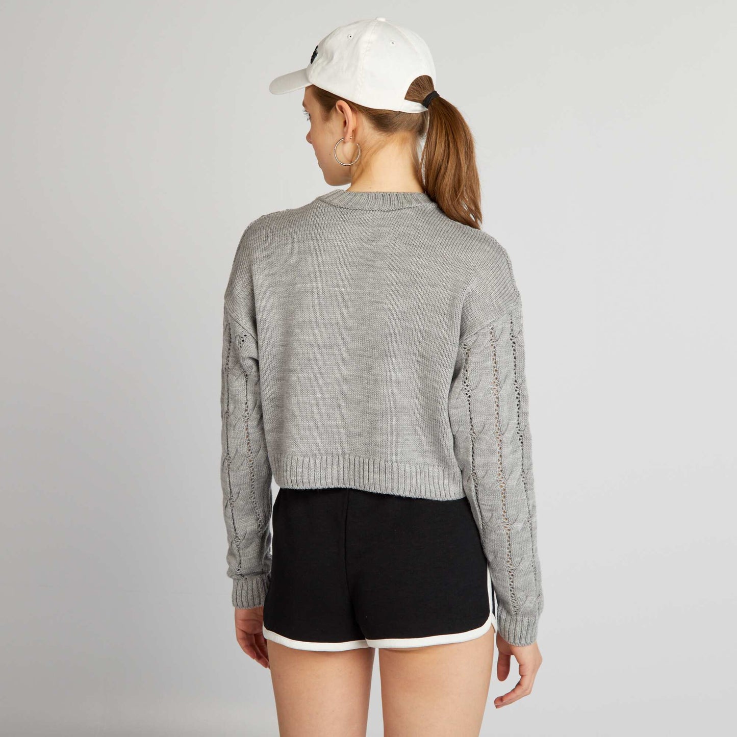 Pull cropped torsadé Gris