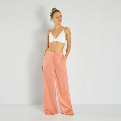 Triangle dentelle paddé blanc