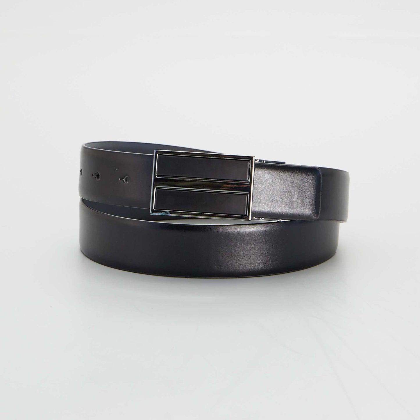 Ceinture à boucle métallique noir