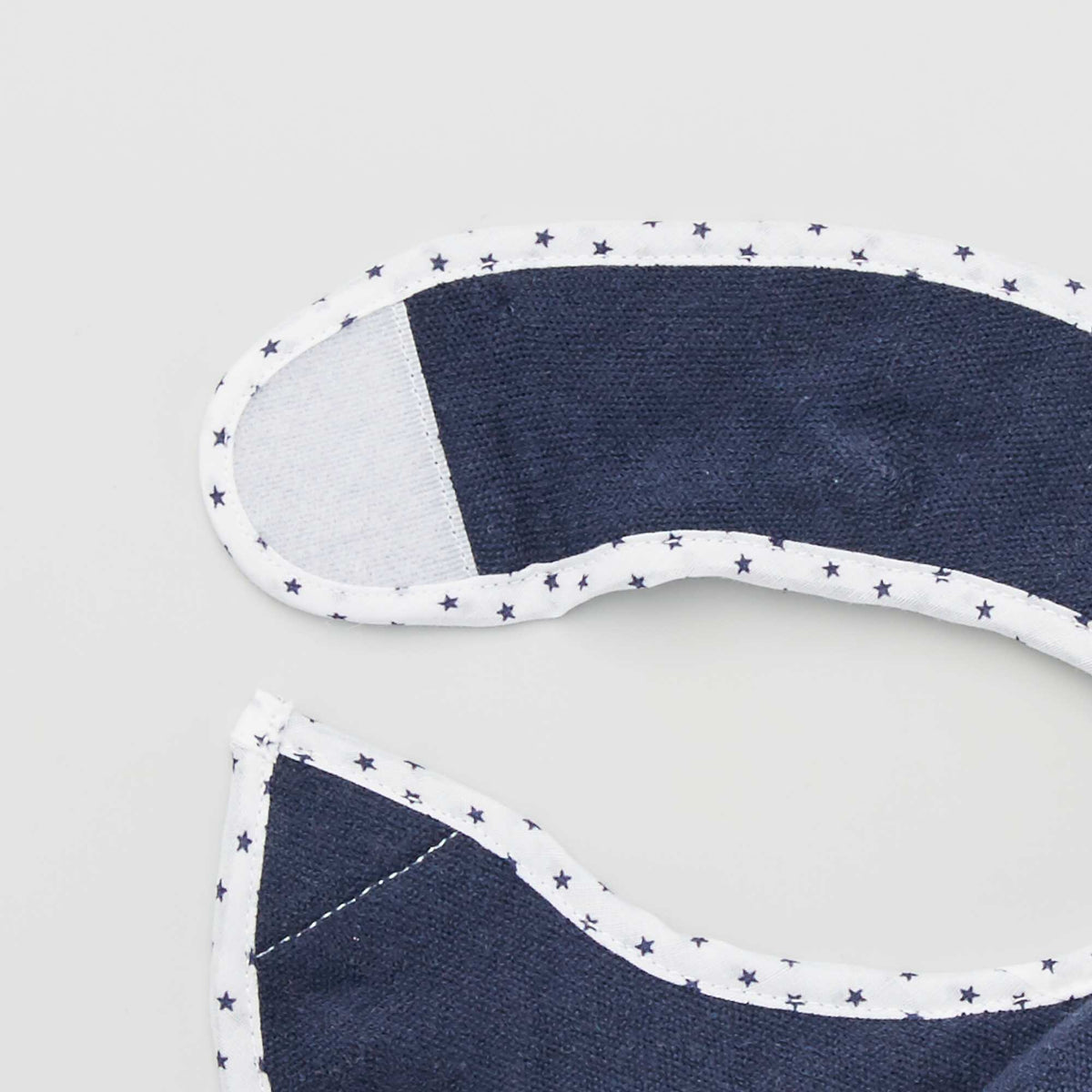 Lot de 7 bavoirs éponge à scratch Bleu marine