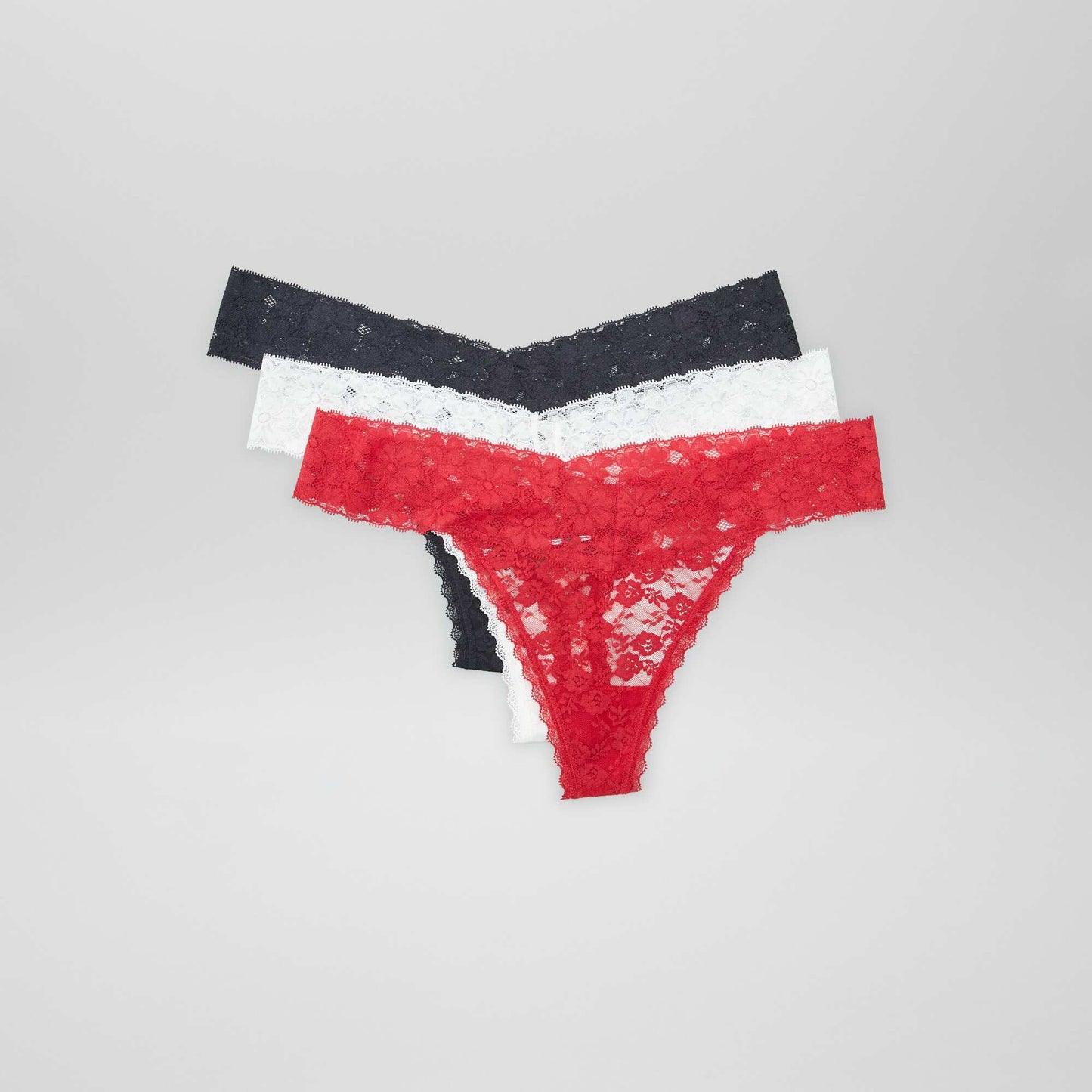 Lot de 3 strings dentelle Blanc/rouge/noir